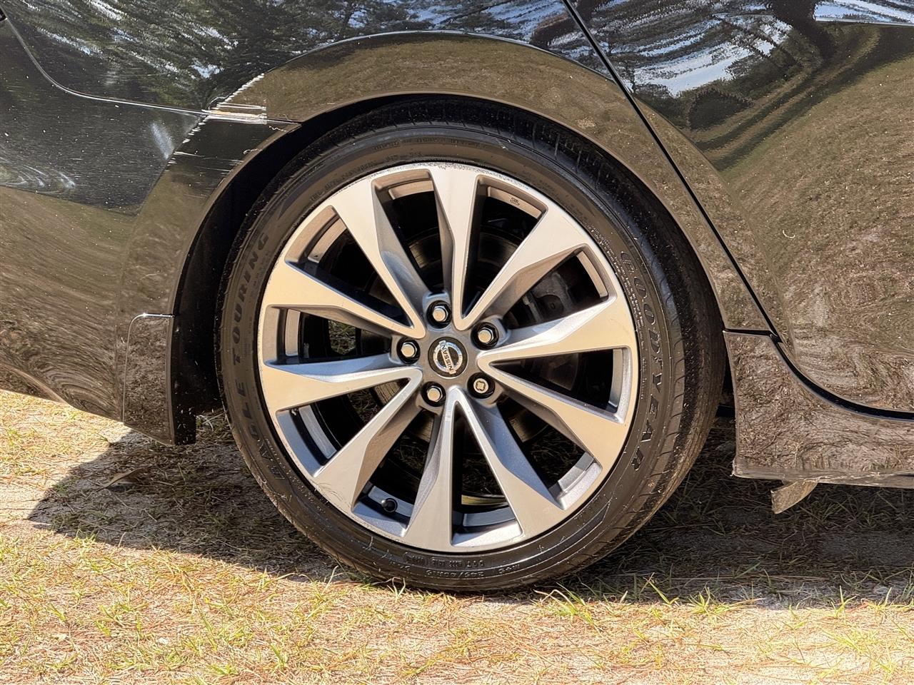 Nissan Maxima Platinum 3.5L 2021
