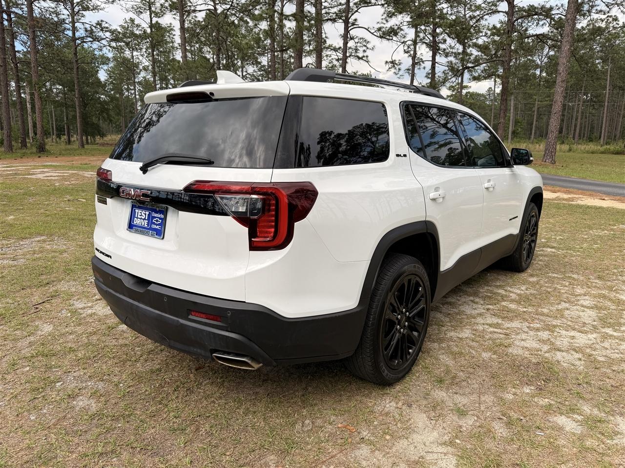GMC Acadia FWD 4dr SLE 2023