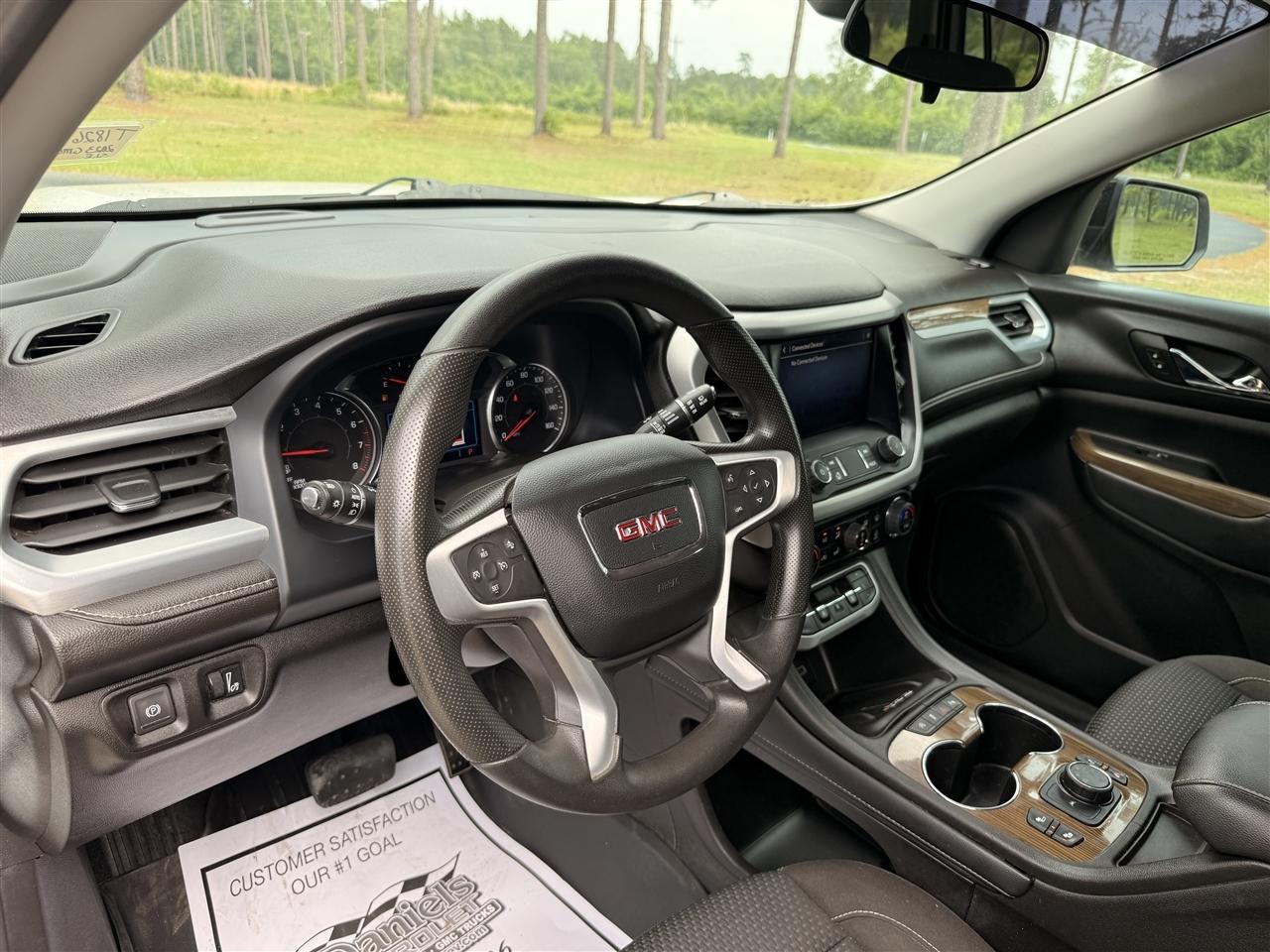GMC Acadia FWD 4dr SLE 2023