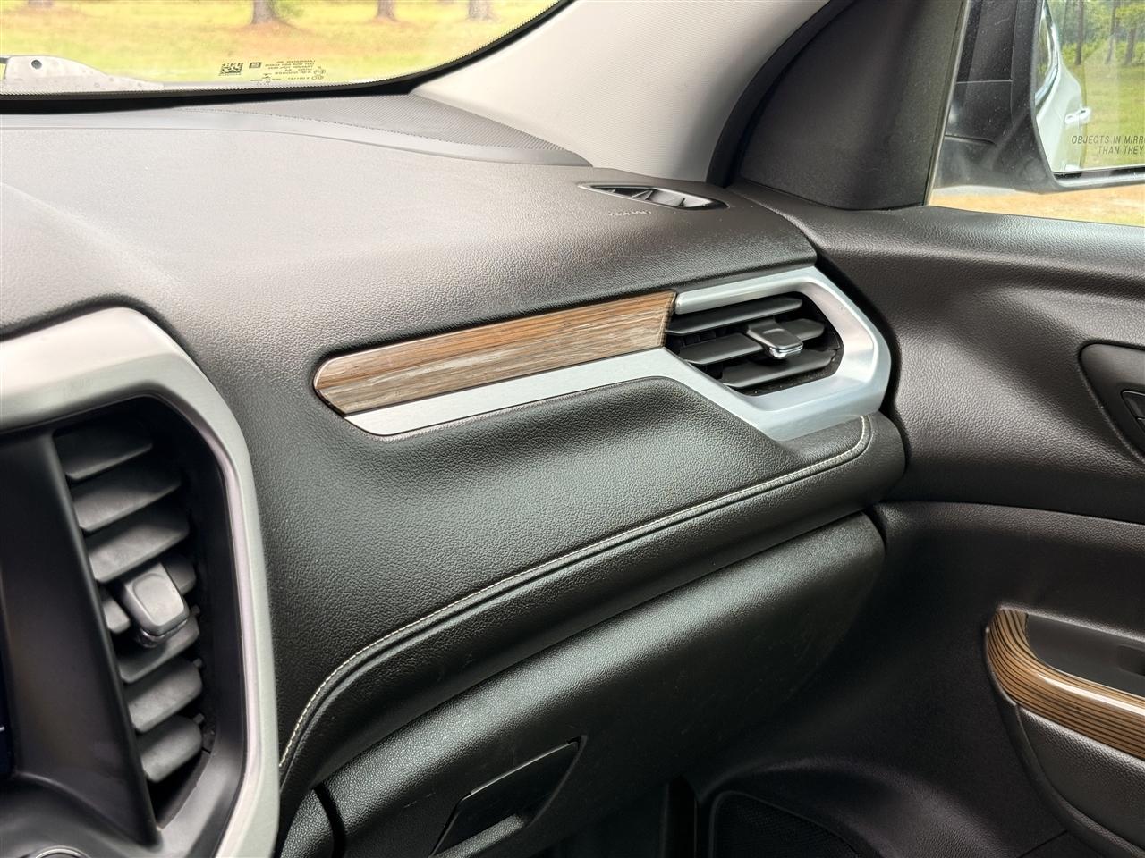 GMC Acadia FWD 4dr SLE 2023