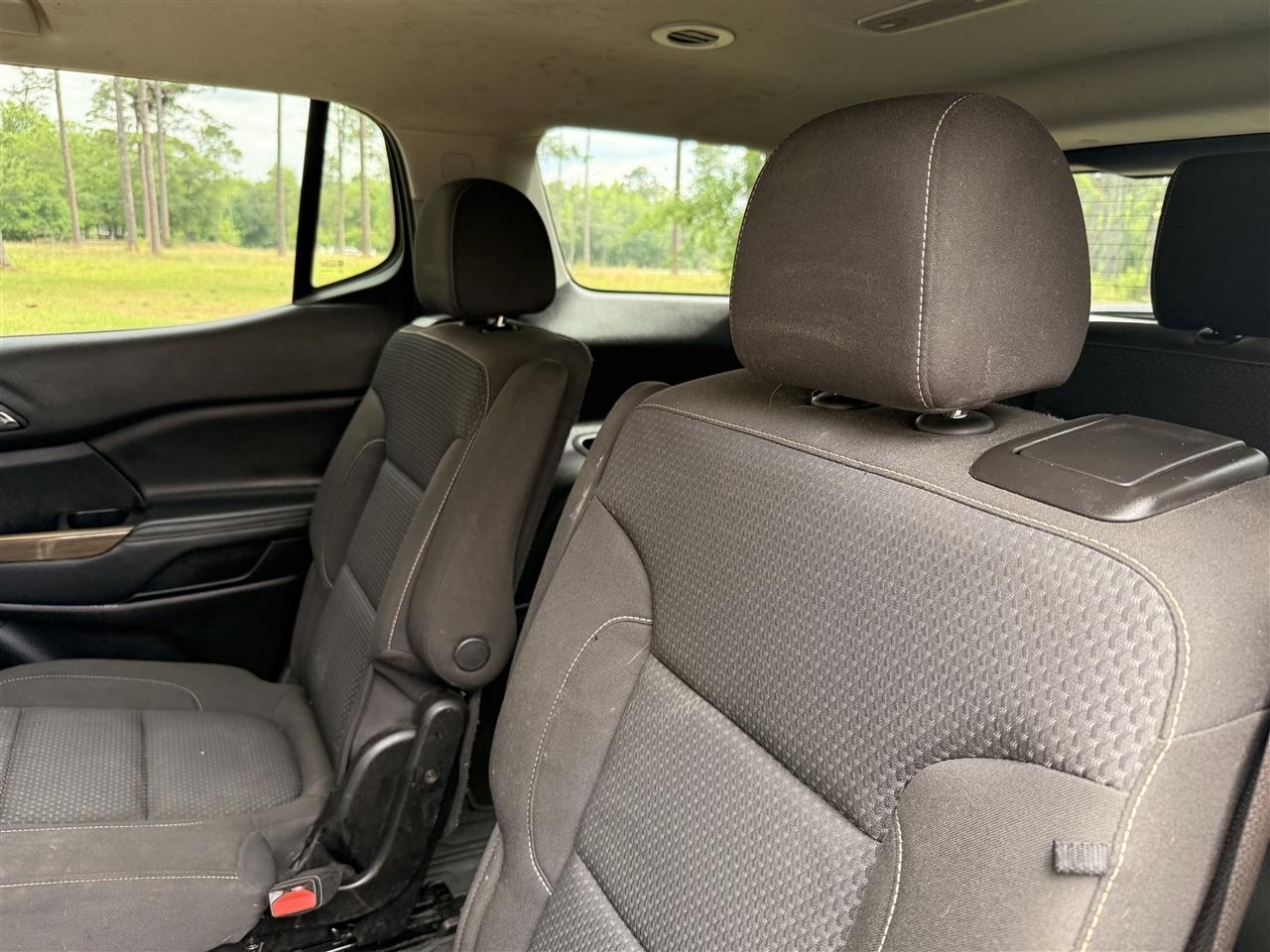 GMC Acadia FWD 4dr SLE 2023