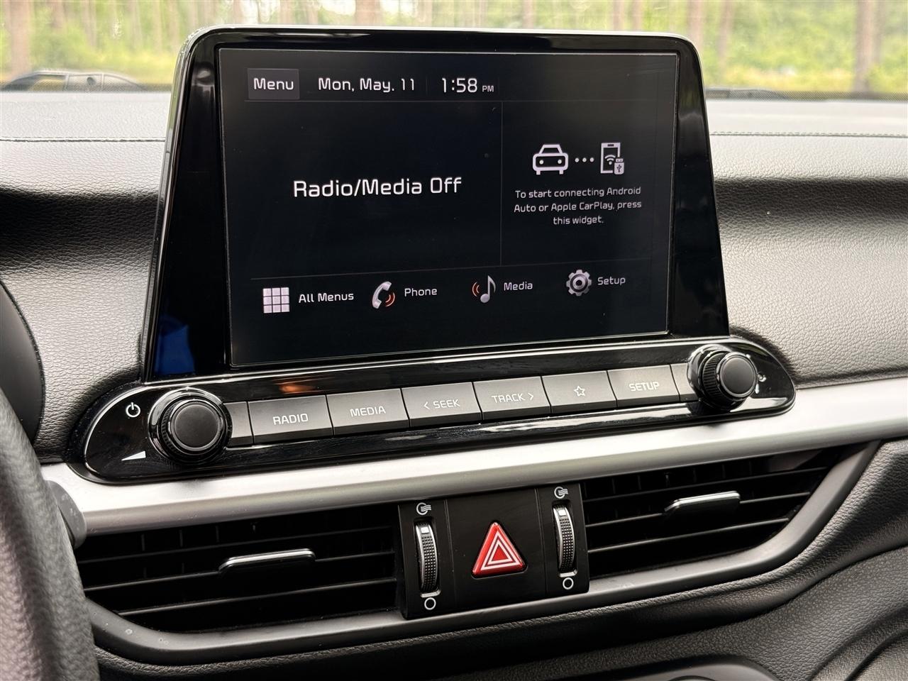 Kia Forte LX IVT 2024