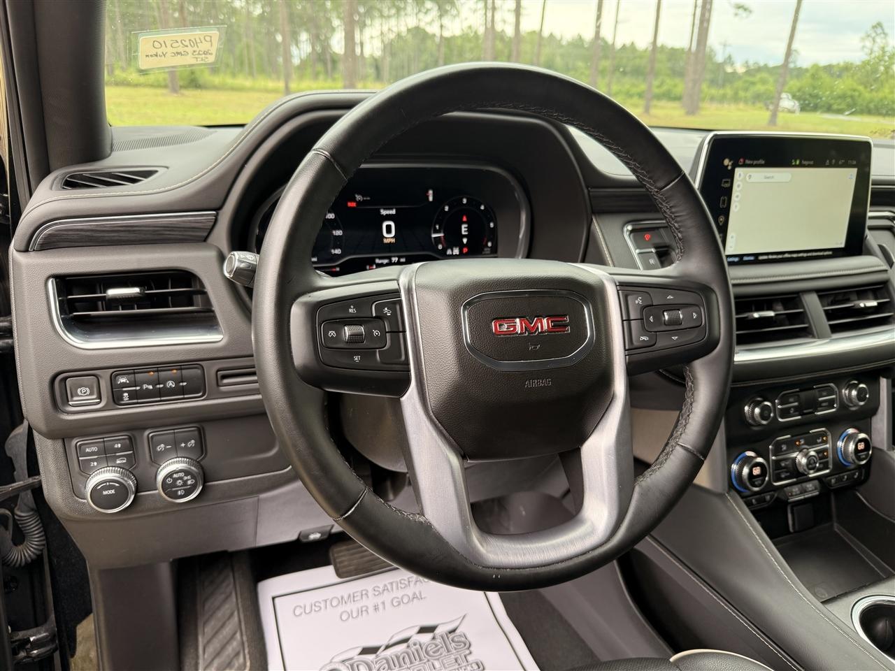 GMC Yukon 4WD 4dr SLT 2023