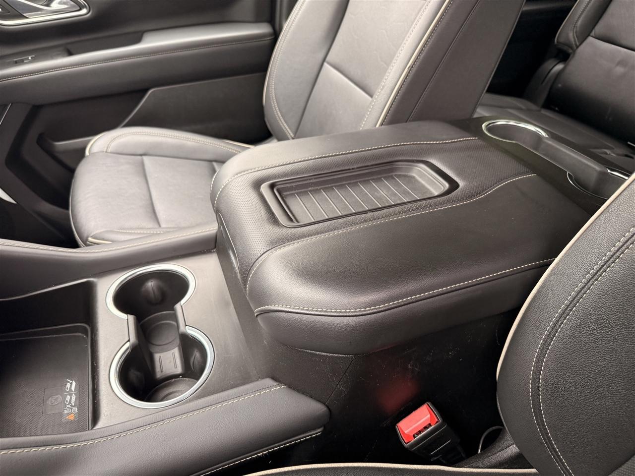 GMC Yukon 4WD 4dr SLT 2023