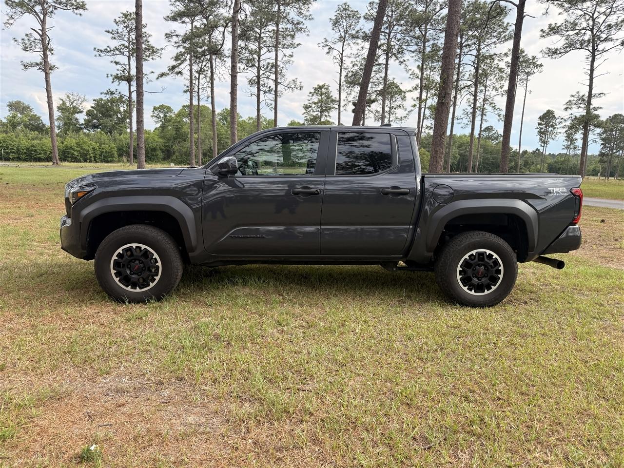 Toyota Tacoma 4WD TRD Off Road Double Cab 5' Bed MT (Natl) 2024
