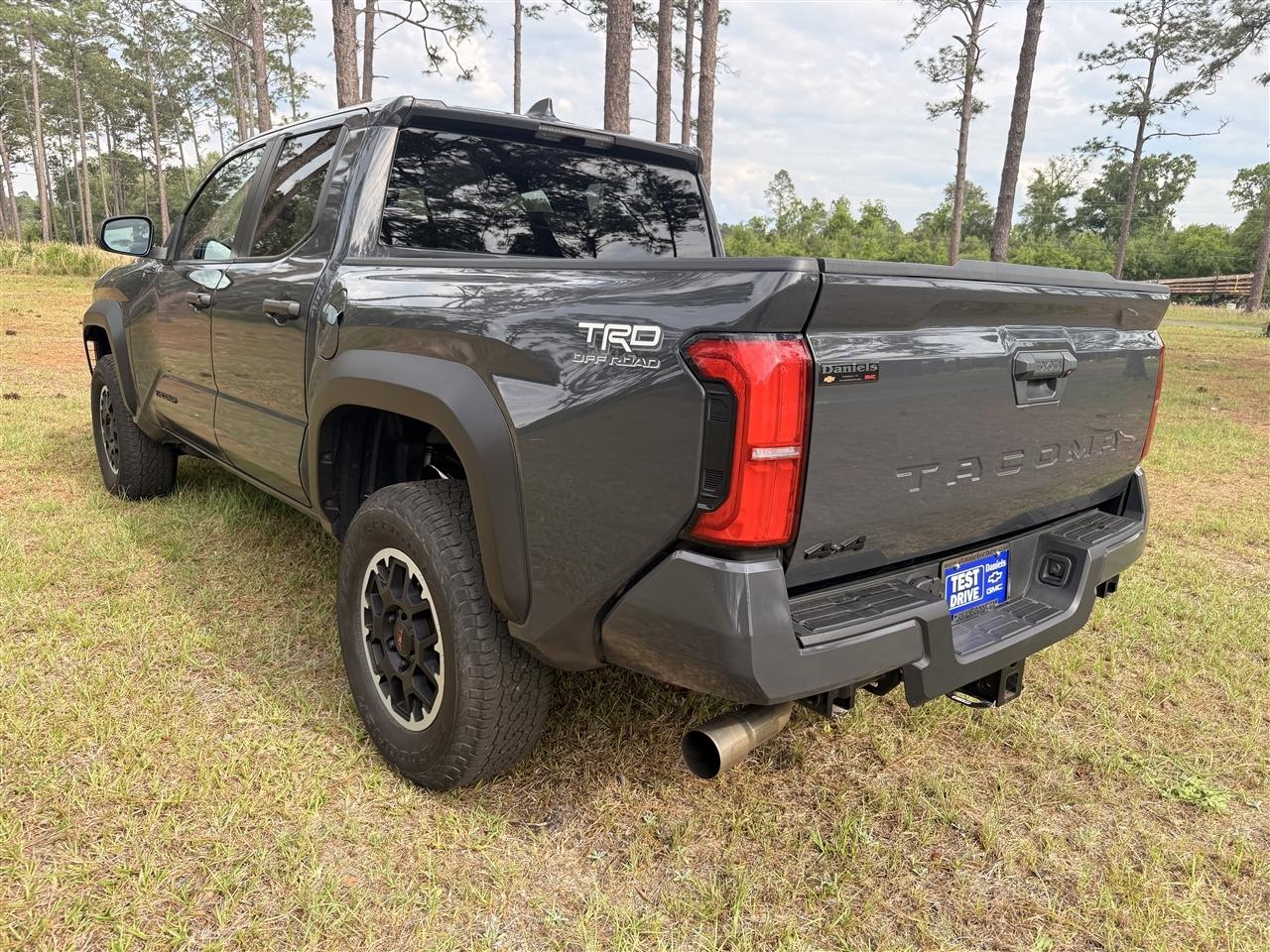 Toyota Tacoma 4WD TRD Off Road Double Cab 5' Bed MT (Natl) 2024