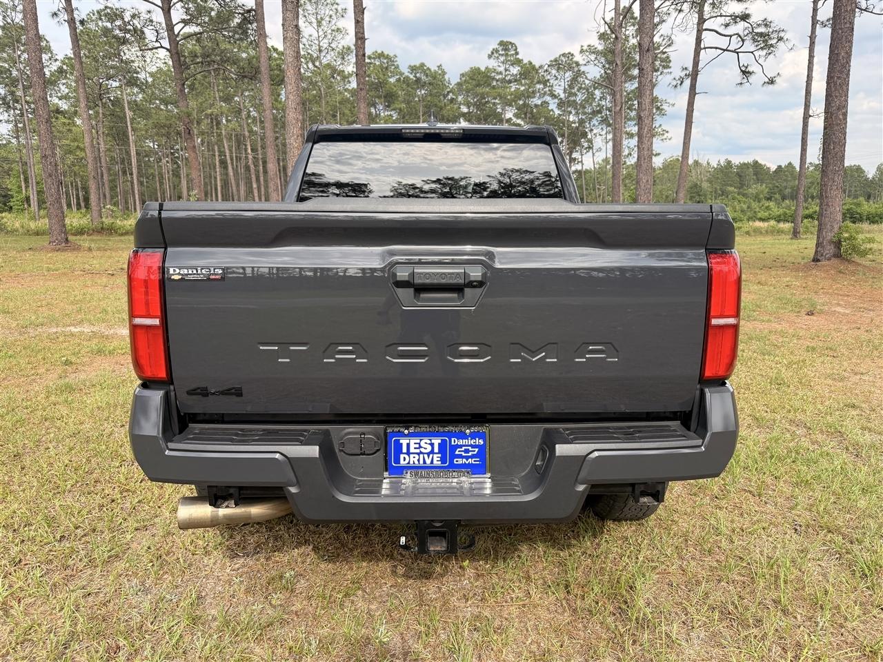 Toyota Tacoma 4WD TRD Off Road Double Cab 5' Bed MT (Natl) 2024
