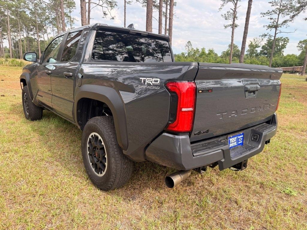 Toyota Tacoma 4WD TRD Off Road Double Cab 5' Bed MT (Natl) 2024