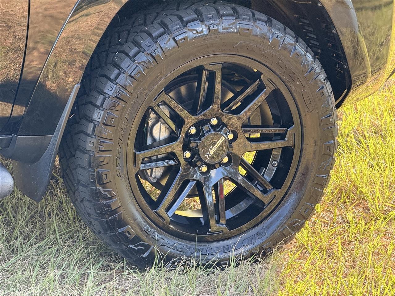 Toyota 4Runner SR5 Premium 2WD (Natl) 2024