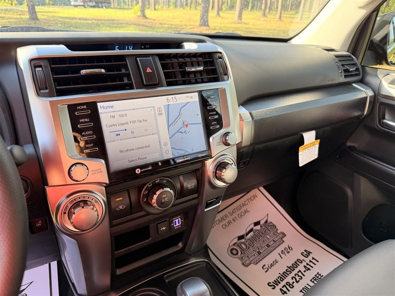 Toyota 4Runner SR5 Premium 2WD (Natl) 2024