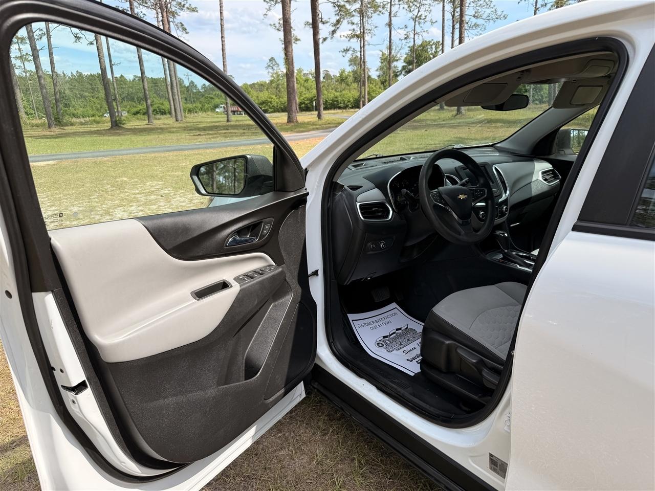 Chevrolet Equinox FWD 4dr LS w/1LS 2021