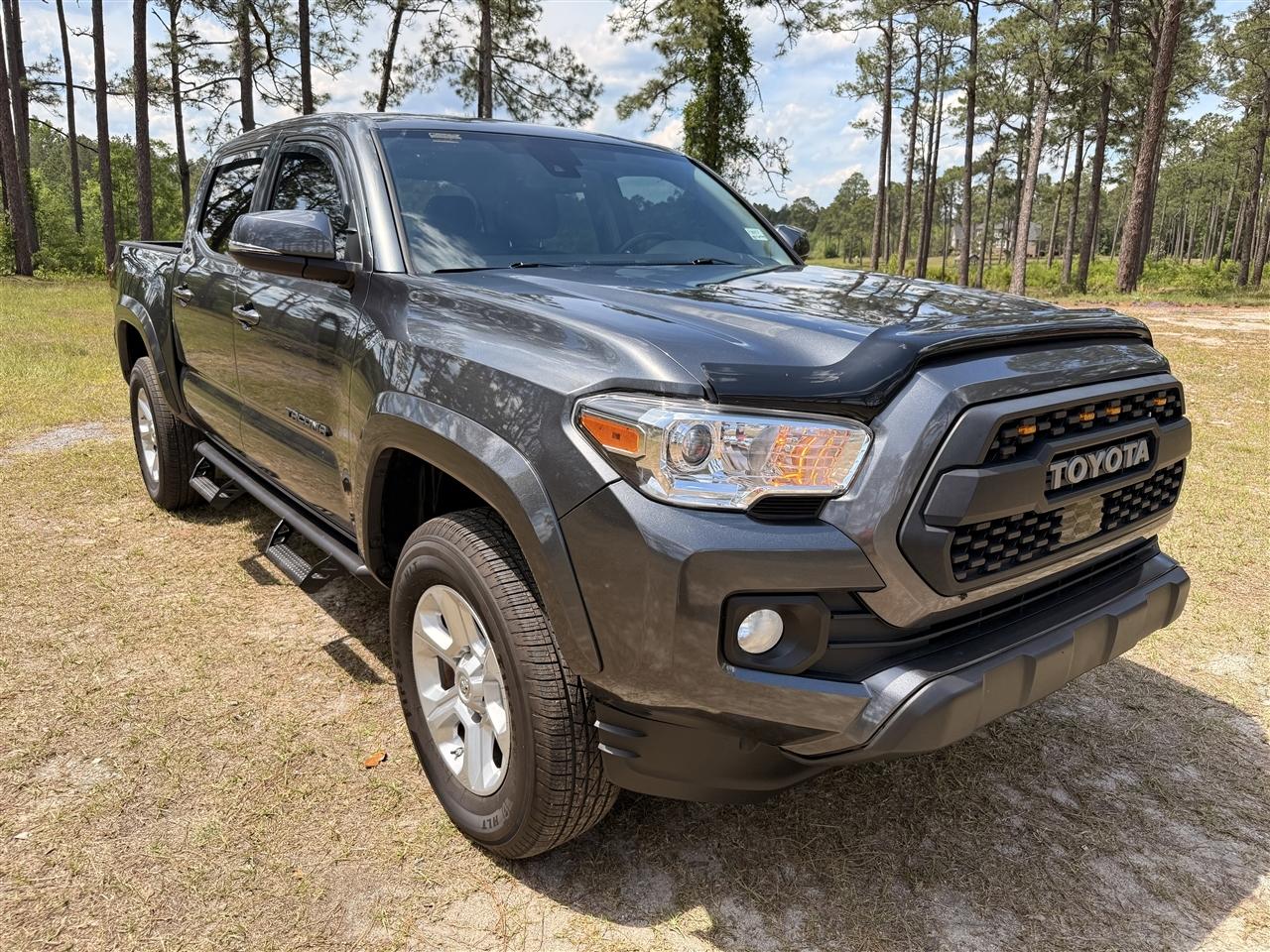Toyota Tacoma 2WD TRD Off Road Double Cab 5' Bed V6 AT (Natl) 2022