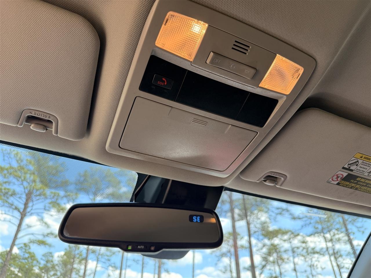 Toyota Tacoma 2WD TRD Off Road Double Cab 5' Bed V6 AT (Natl) 2022