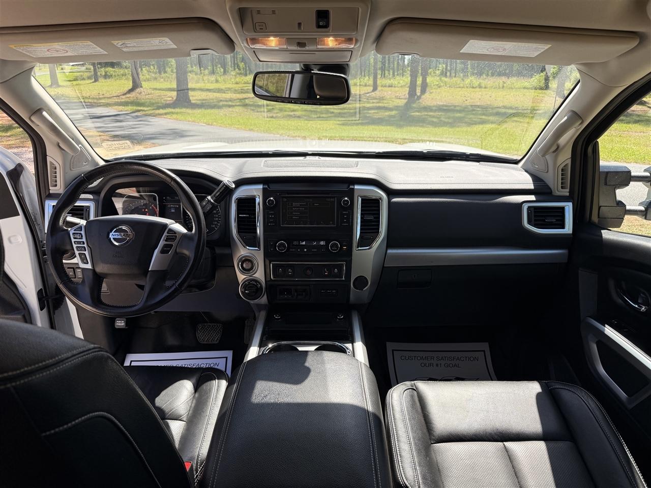 Nissan Titan XD 4x4 Diesel Crew Cab Platinum Reserve 2019