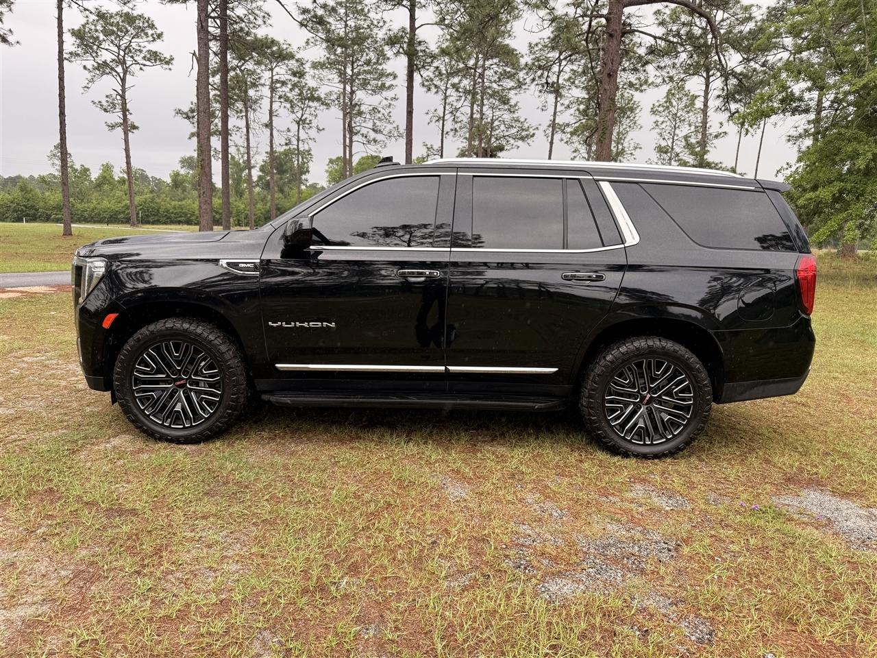 GMC Yukon 2WD 4dr SLT 2023