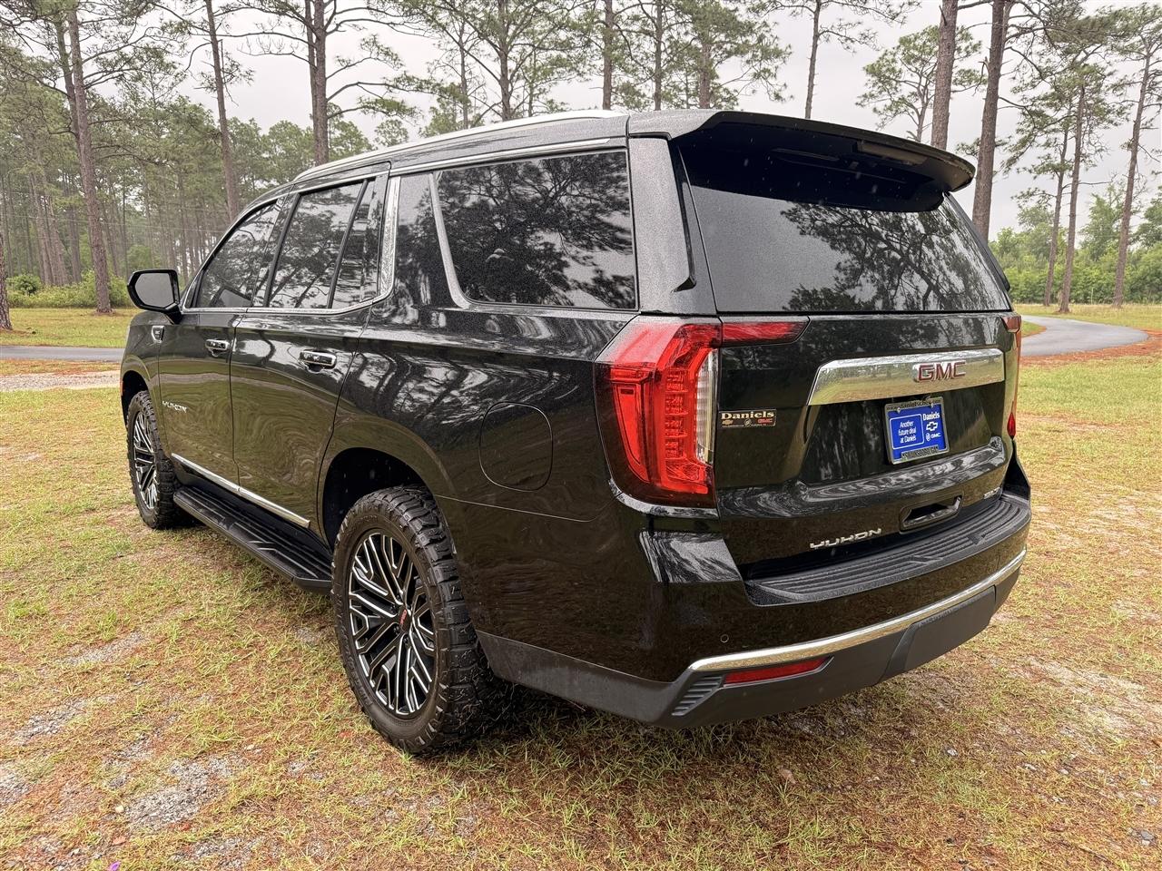 GMC Yukon 2WD 4dr SLT 2023