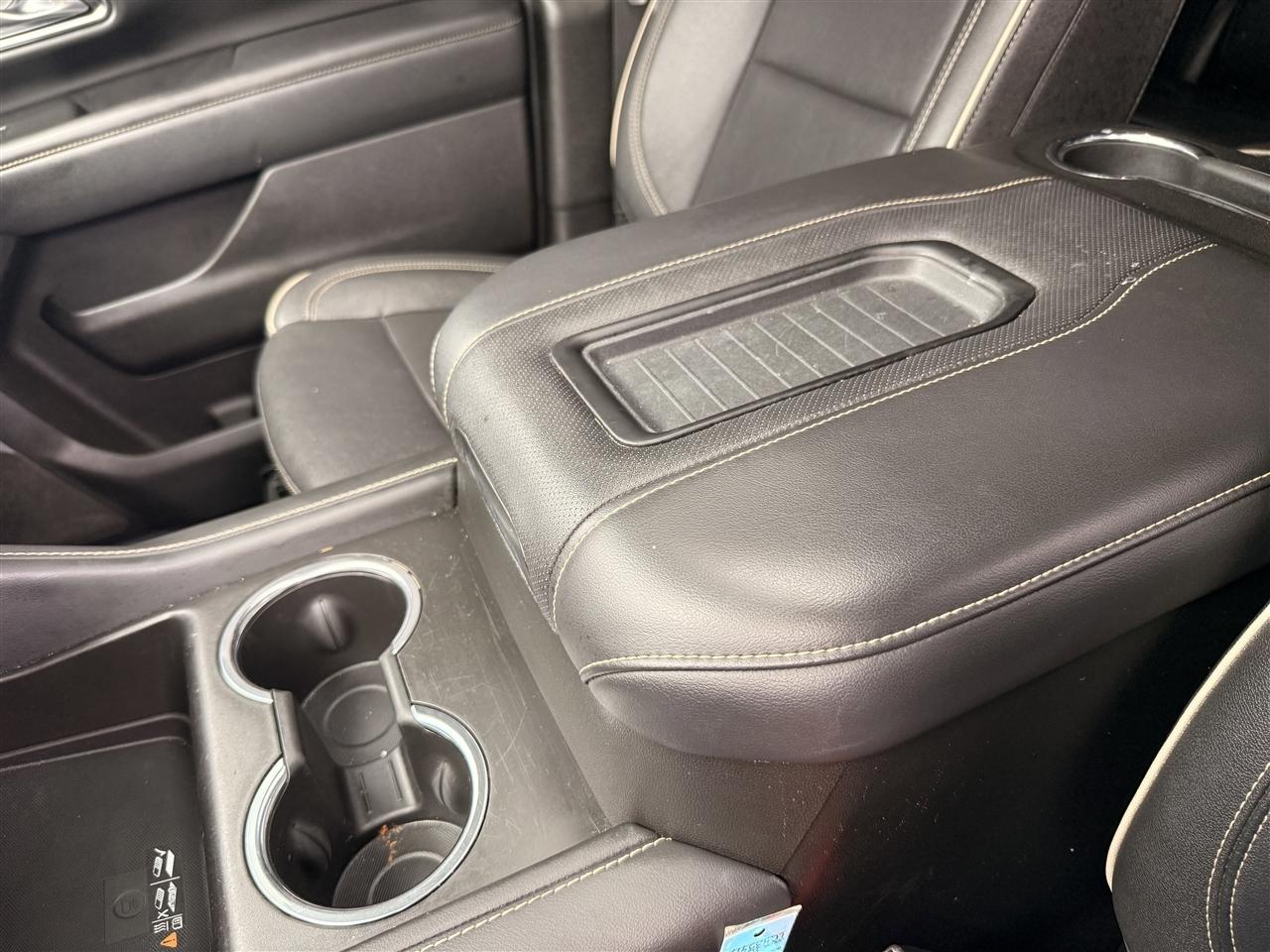 GMC Yukon 2WD 4dr SLT 2023