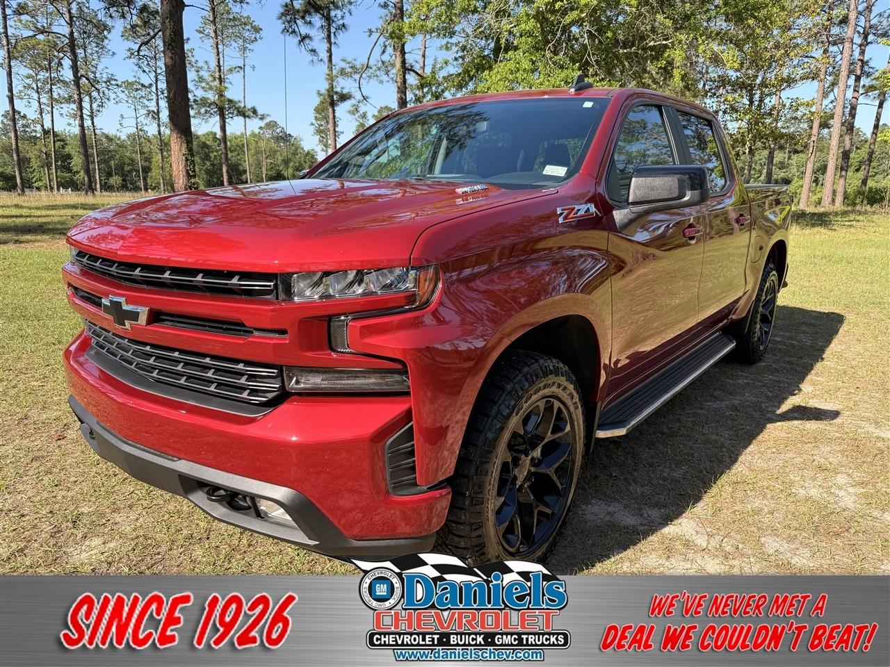 2020 Chevrolet Silverado 1500 4WD Crew Cab 147" RST