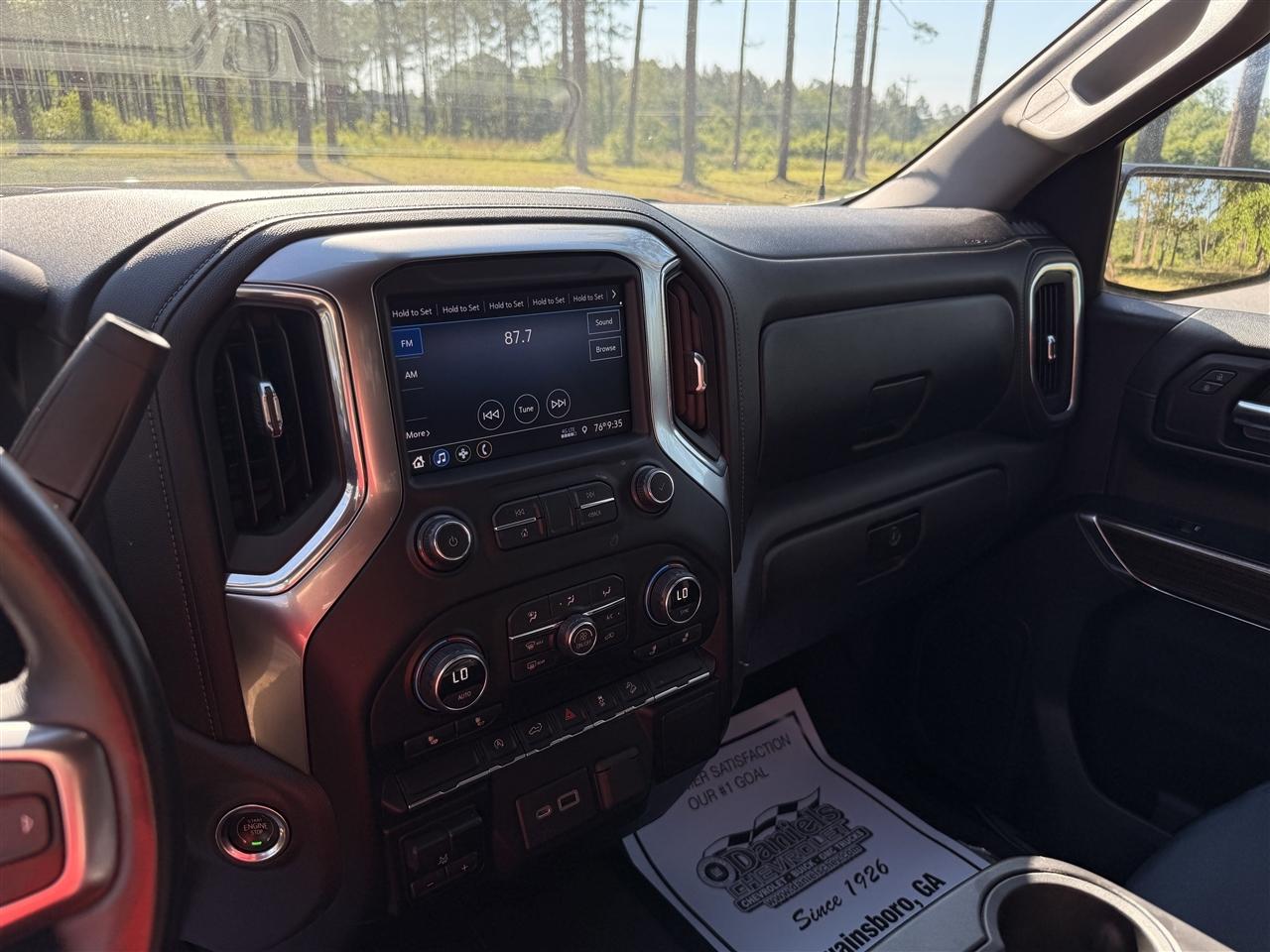 Chevrolet Silverado 1500 4WD Crew Cab 147" RST 2020