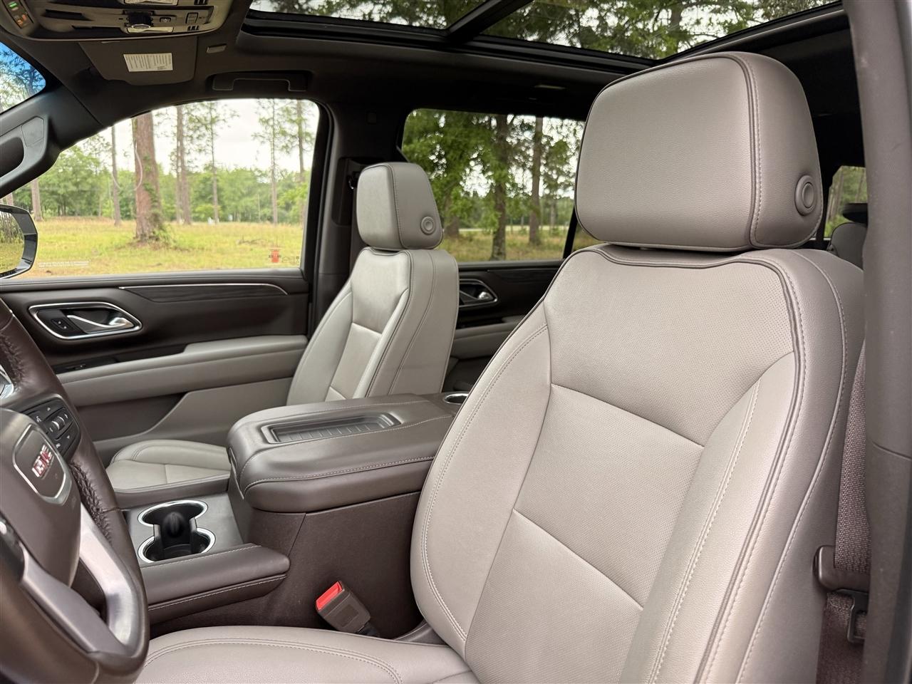 GMC Yukon XL 4WD 4dr SLT 2022