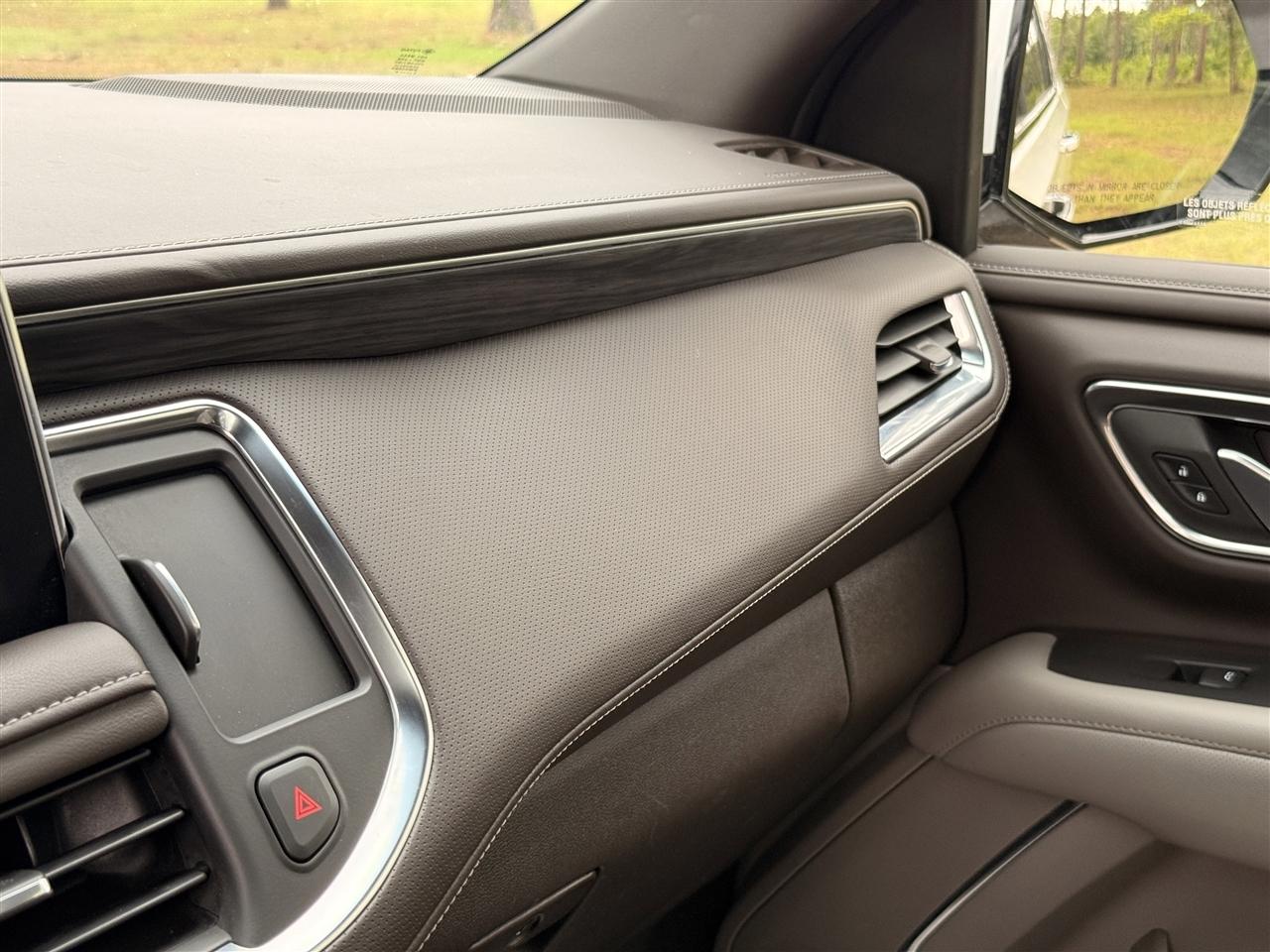 GMC Yukon XL 4WD 4dr SLT 2022