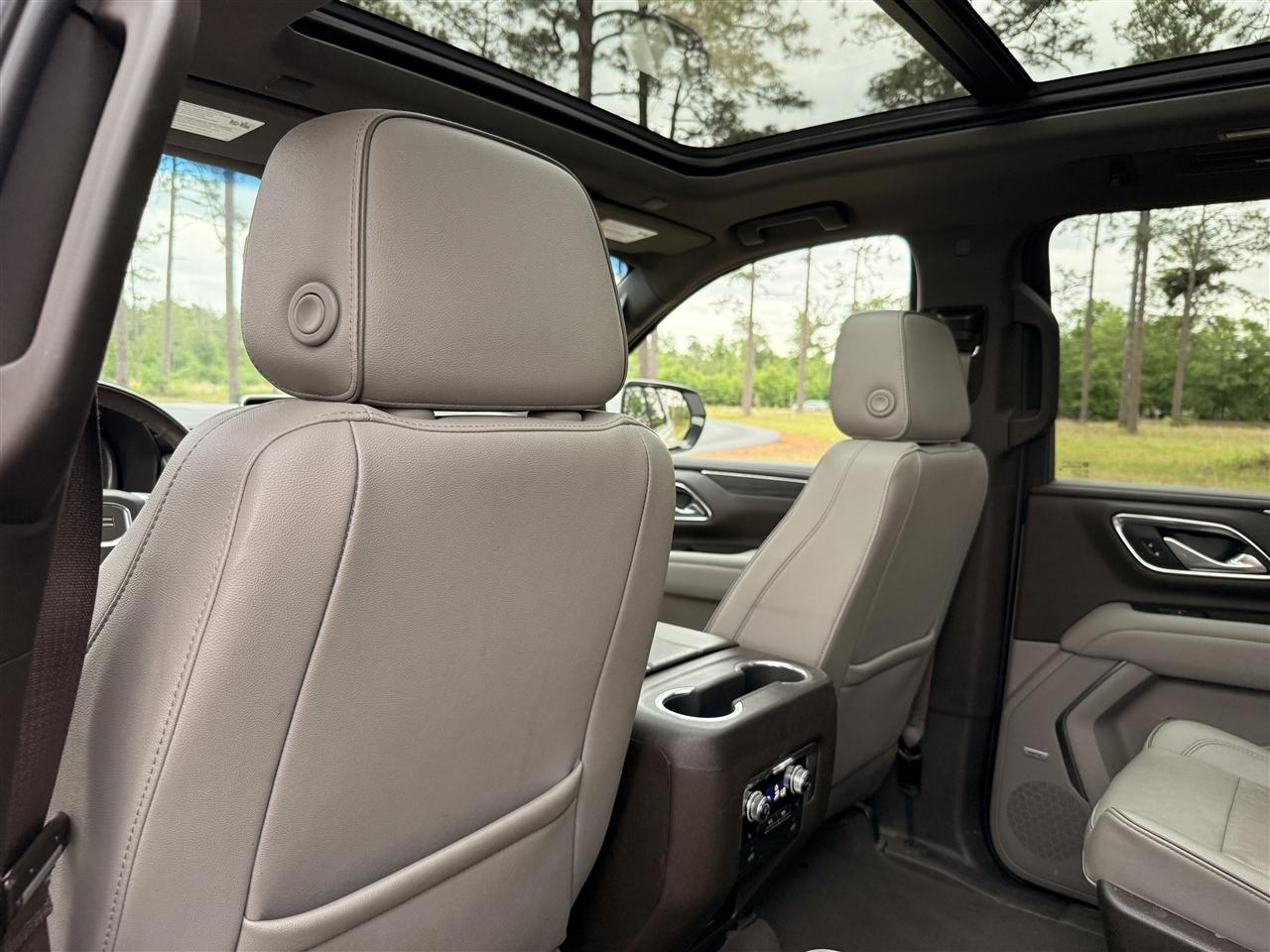 GMC Yukon XL 4WD 4dr SLT 2022