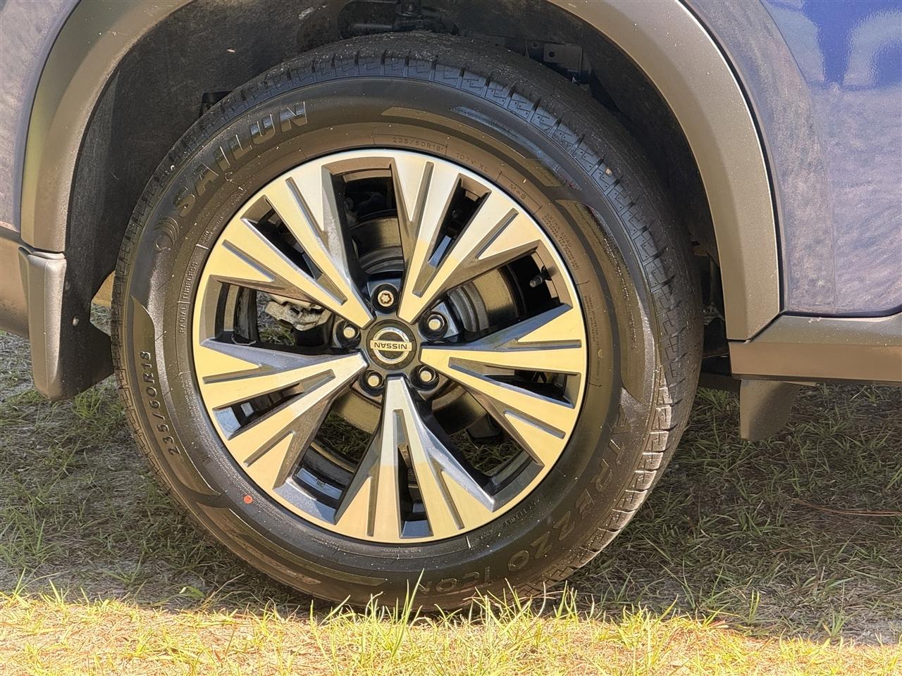 Nissan Rogue FWD SV 2021