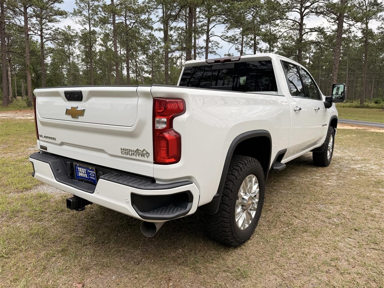 Chevrolet Silverado 2500HD 4WD Crew Cab 159" High Country 2022