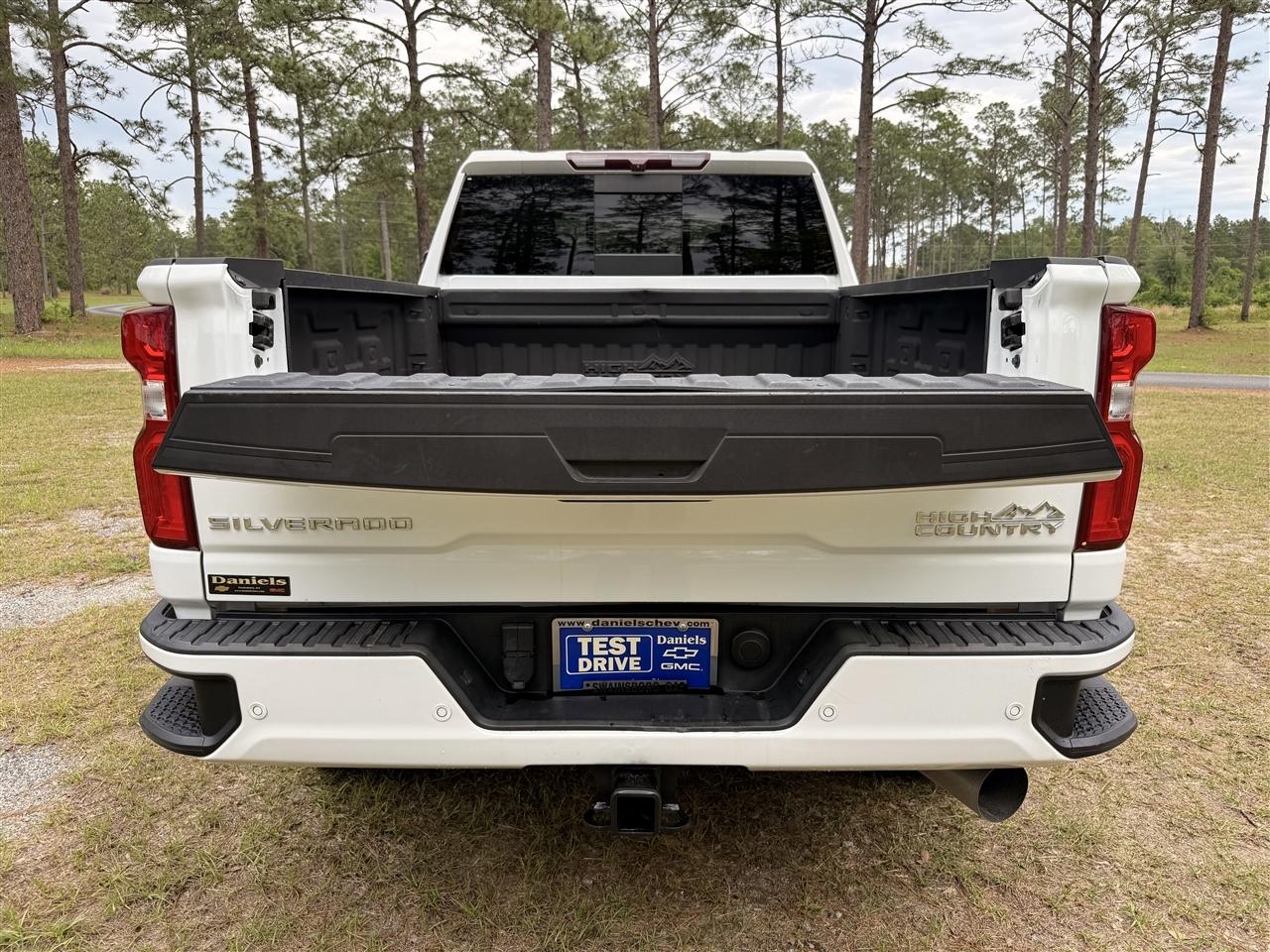 Chevrolet Silverado 2500HD 4WD Crew Cab 159" High Country 2022