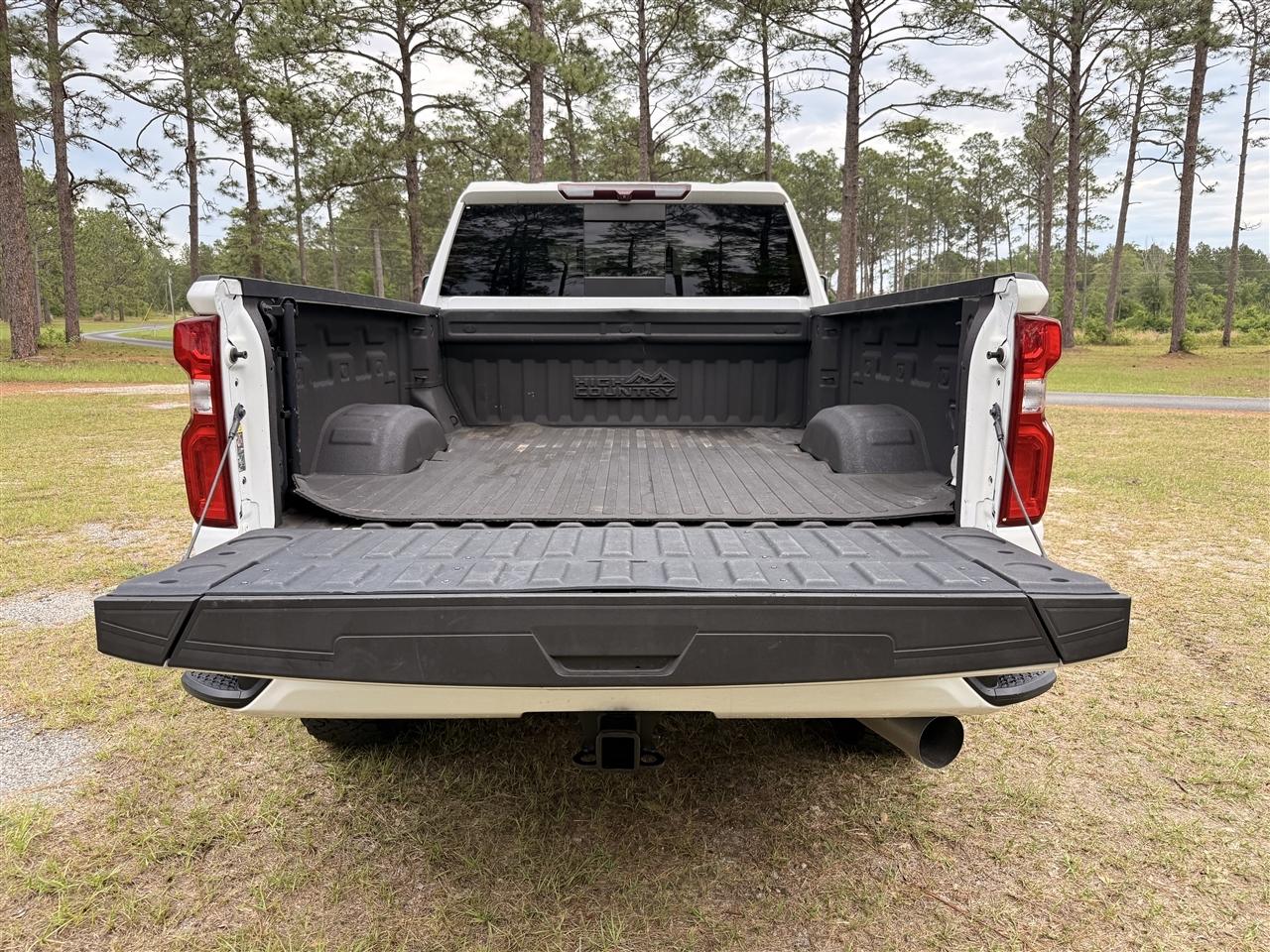 Chevrolet Silverado 2500HD 4WD Crew Cab 159" High Country 2022