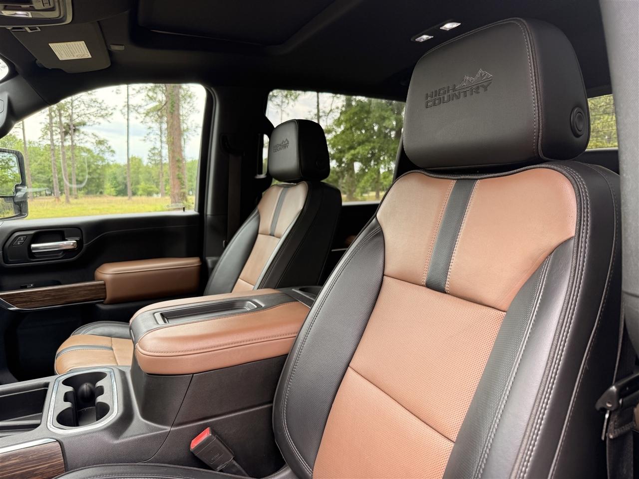 Chevrolet Silverado 2500HD 4WD Crew Cab 159" High Country 2022