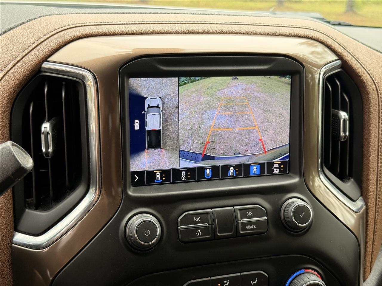 Chevrolet Silverado 2500HD 4WD Crew Cab 159" High Country 2022
