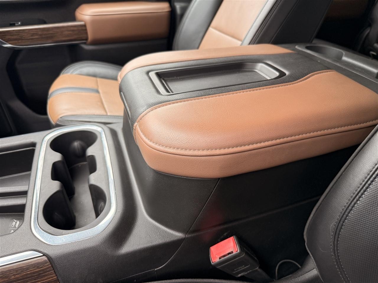 Chevrolet Silverado 2500HD 4WD Crew Cab 159" High Country 2022