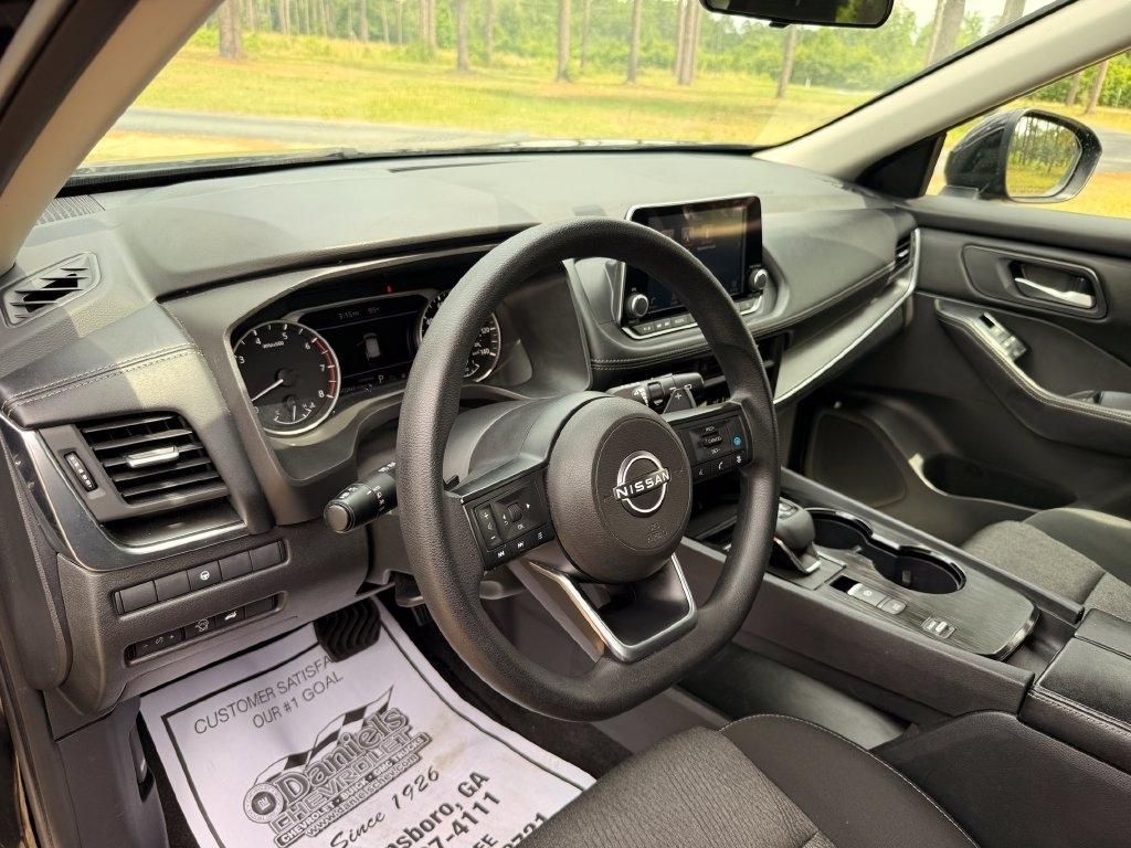 Nissan Rogue FWD SV 2024