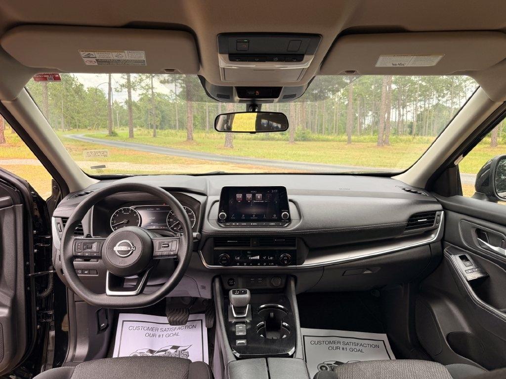 Nissan Rogue FWD SV 2024