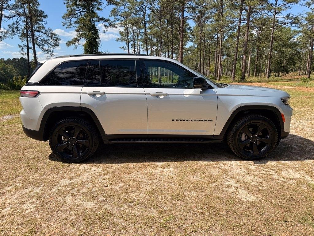 Jeep Grand Cherokee Limited 4x4 2024