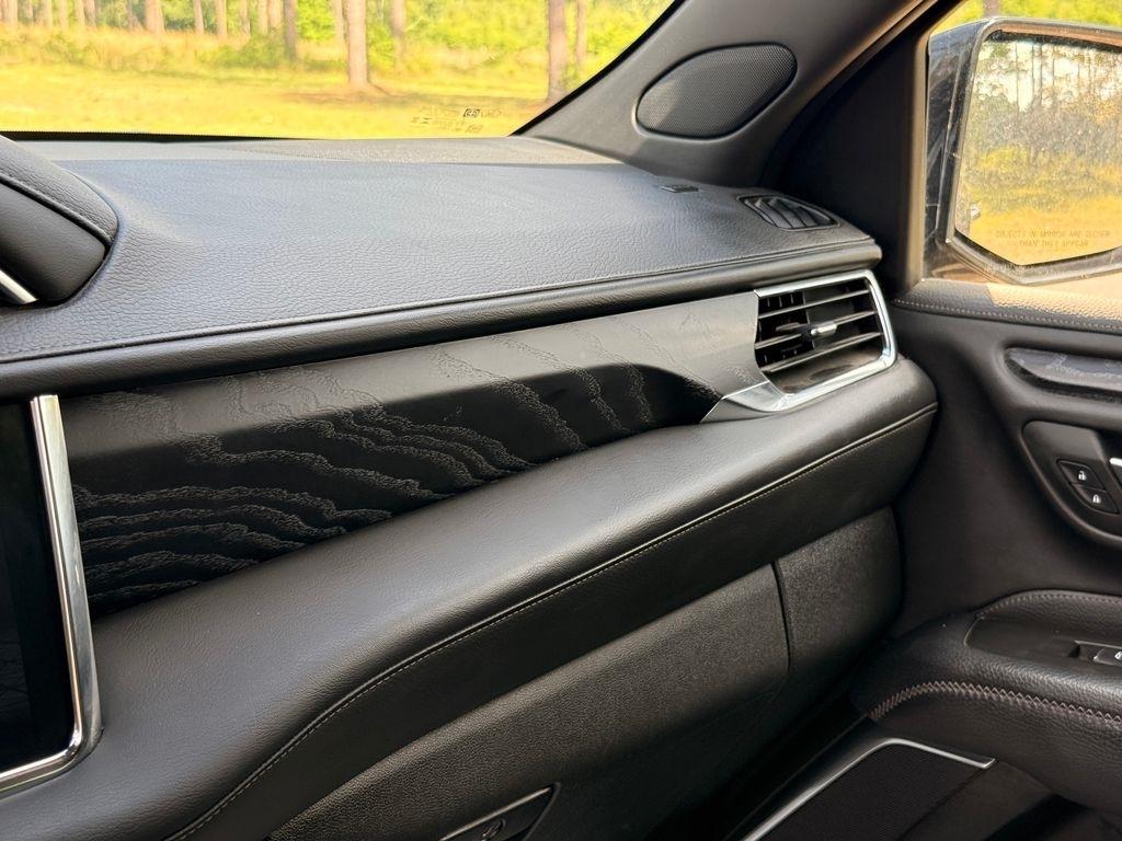 GMC Yukon 4WD 4dr Denali 2023