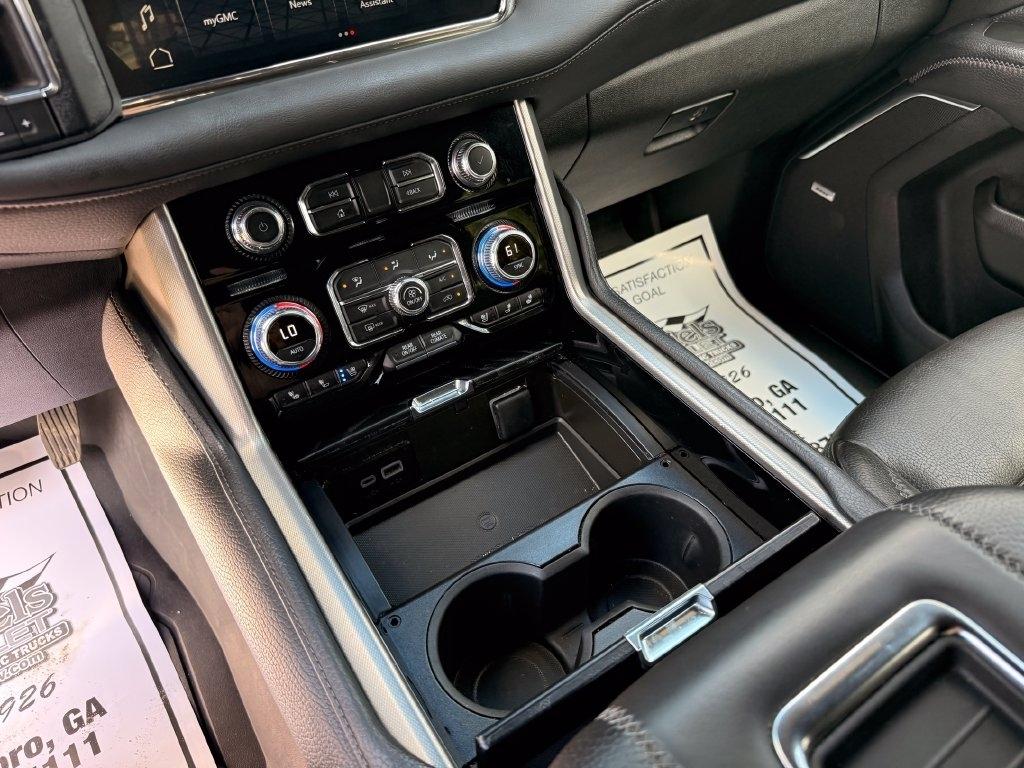 GMC Yukon 4WD 4dr Denali 2023