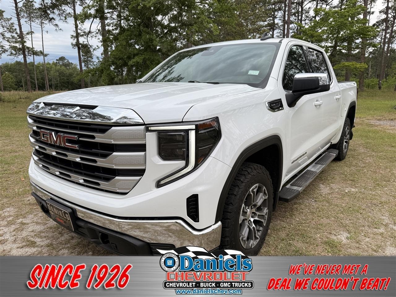 2023 GMC Sierra 1500 4WD Crew Cab 147" SLE
