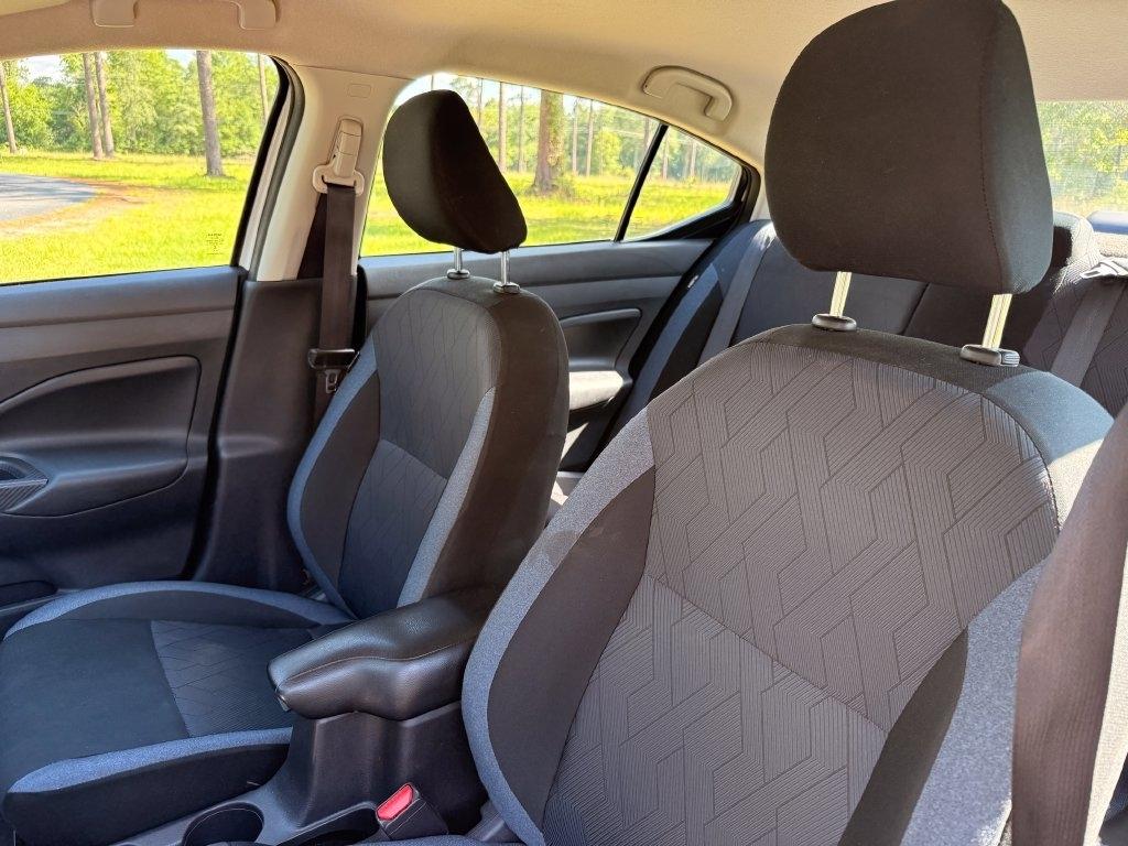 Nissan Versa SV CVT 2024