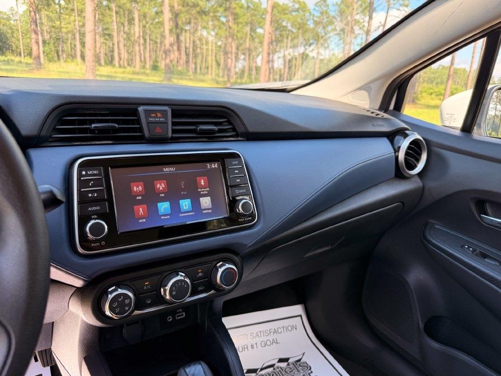 Nissan Versa SV CVT 2024