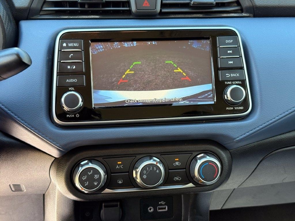 Nissan Versa SV CVT 2024