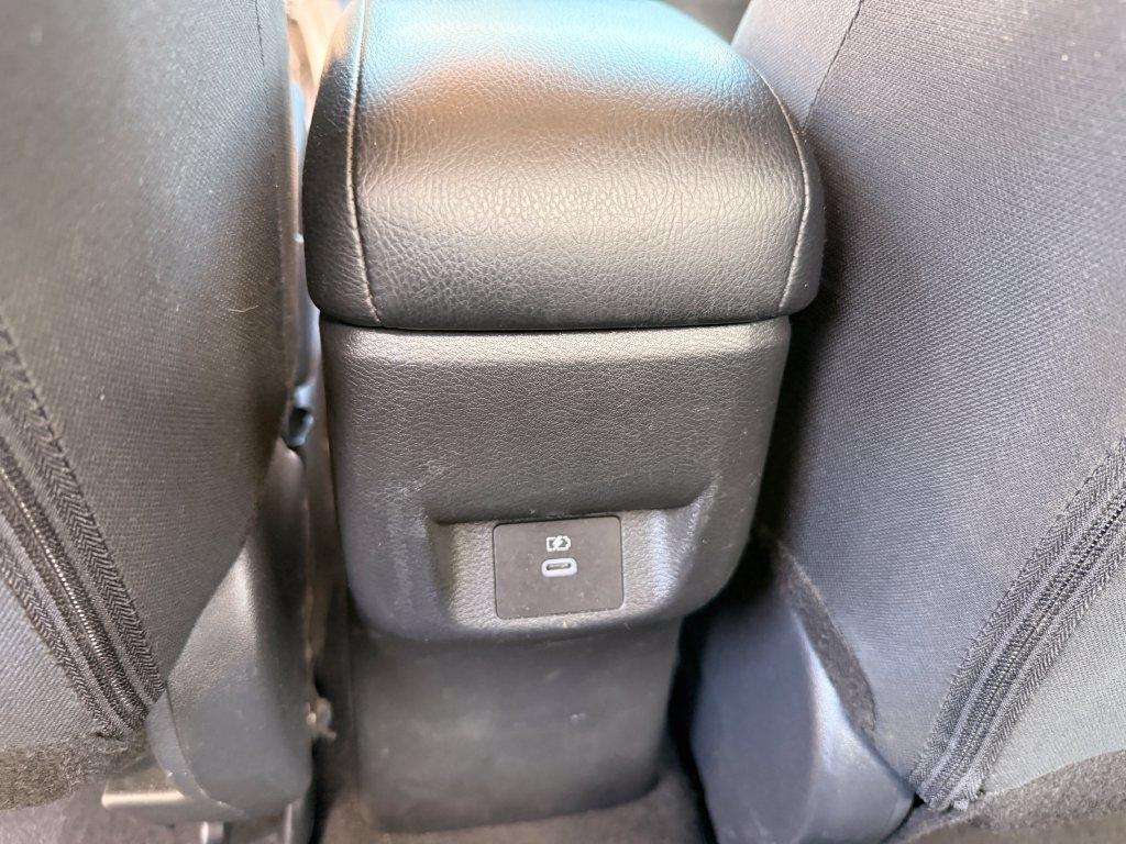 Nissan Versa SV CVT 2024