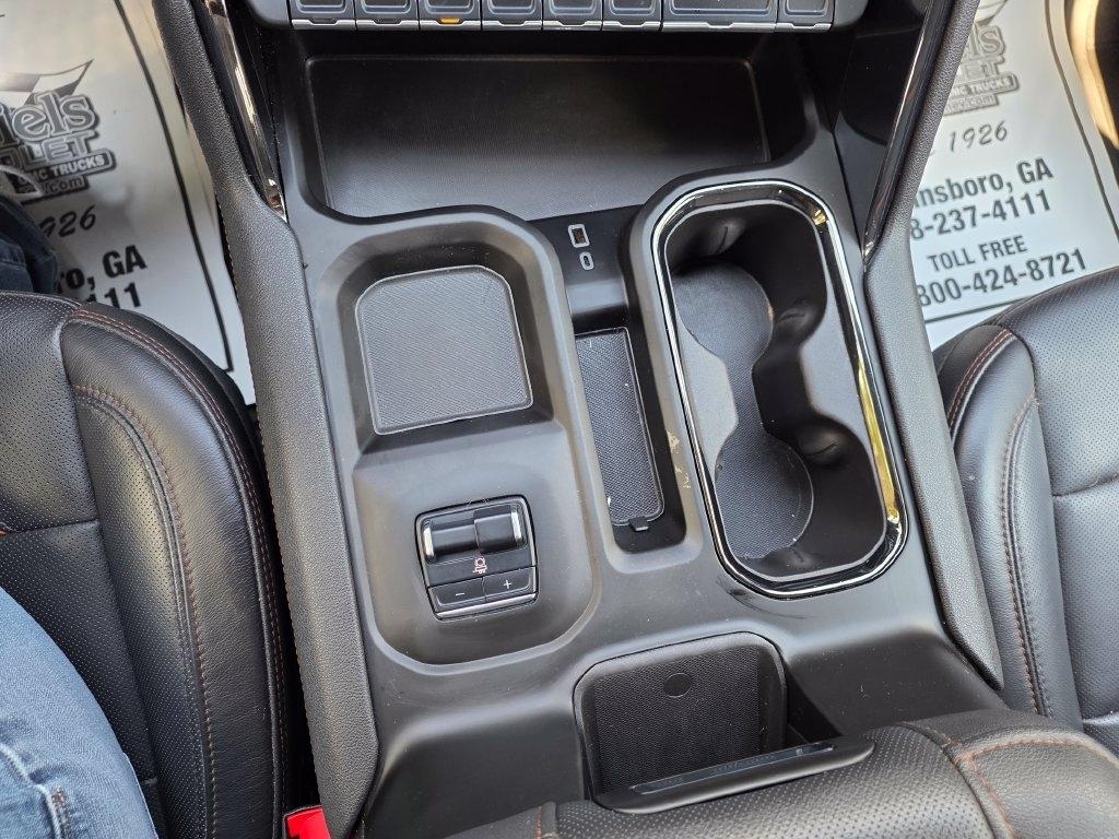 GMC Sierra 2500HD 4WD Crew Cab 159" AT4 2024