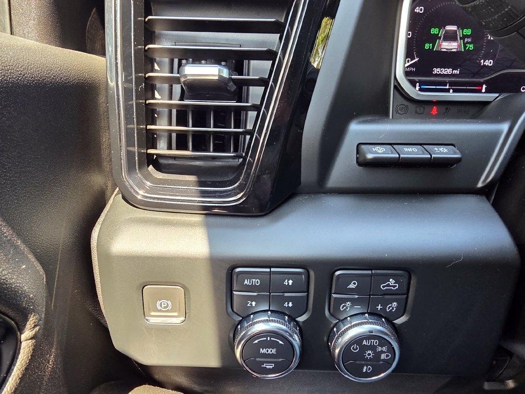 GMC Sierra 2500HD 4WD Crew Cab 159" AT4 2024