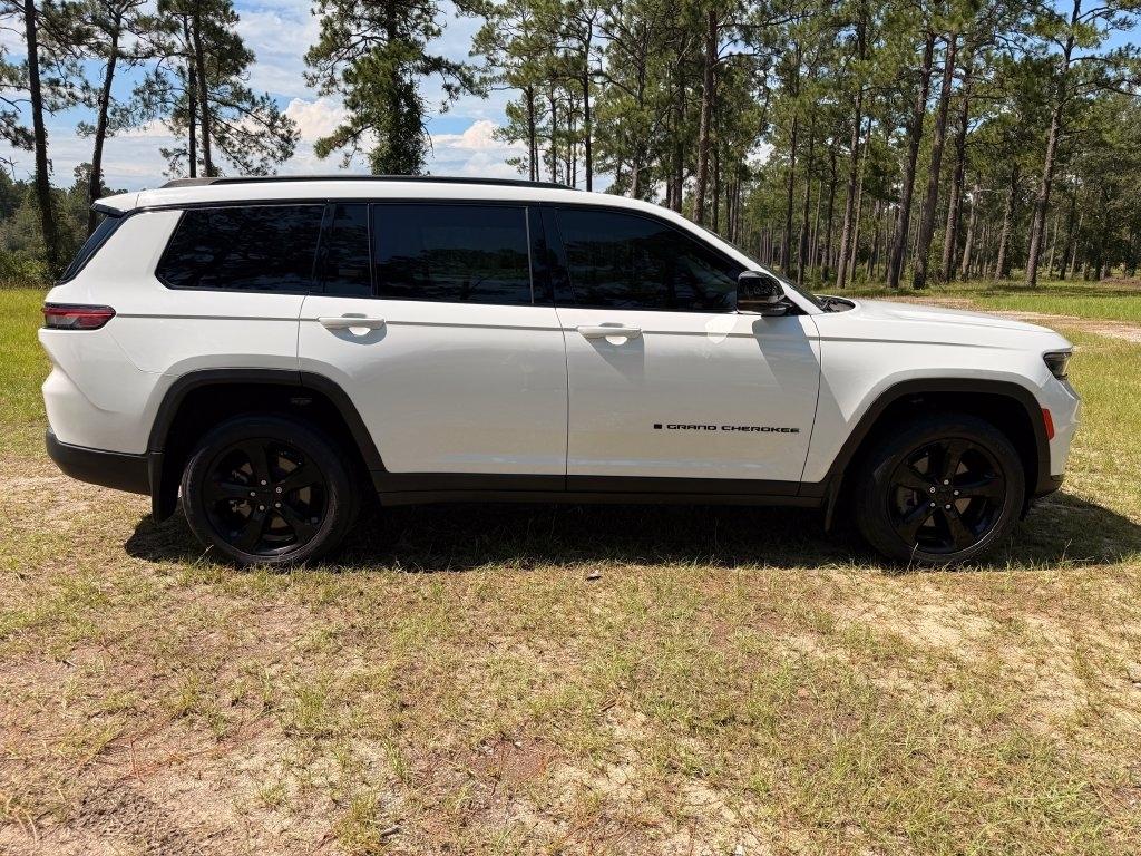 Jeep Grand Cherokee L Limited 4x2 2023
