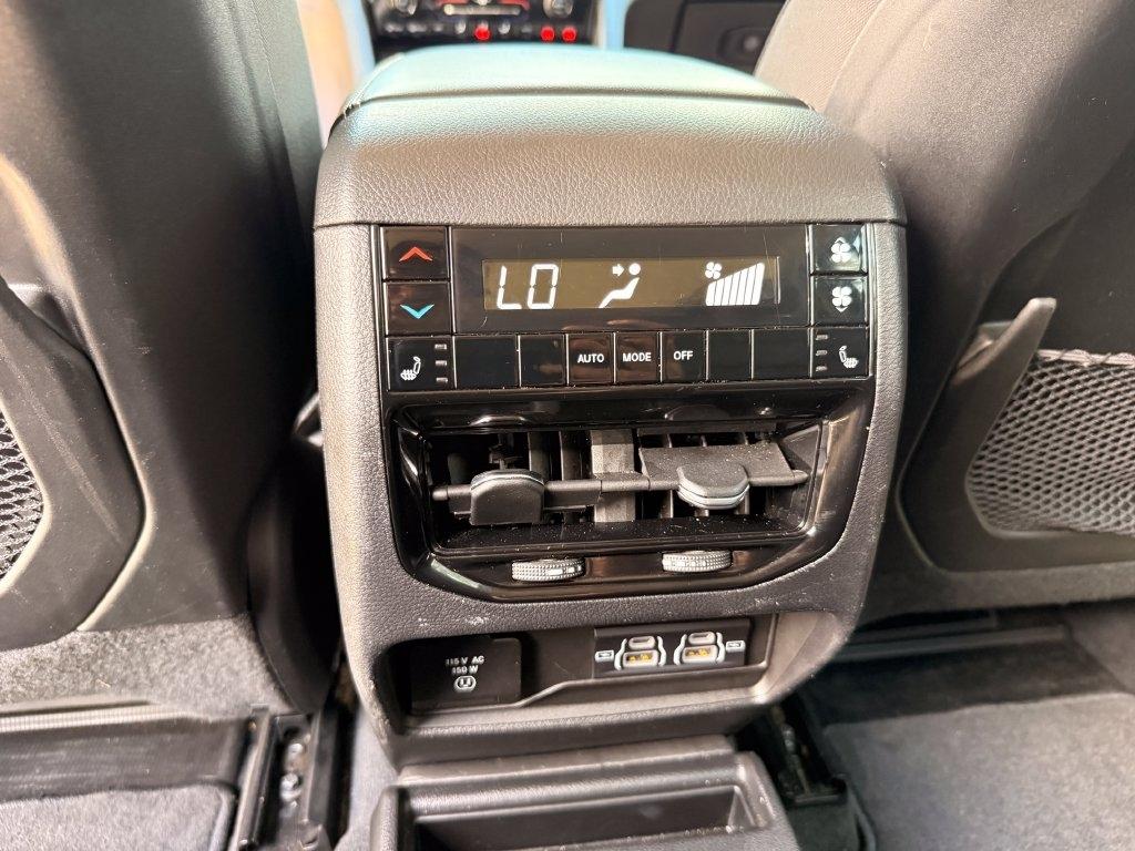 Jeep Grand Cherokee L Limited 4x2 2023