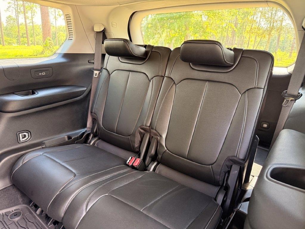 Jeep Grand Cherokee L Limited 4x2 2023