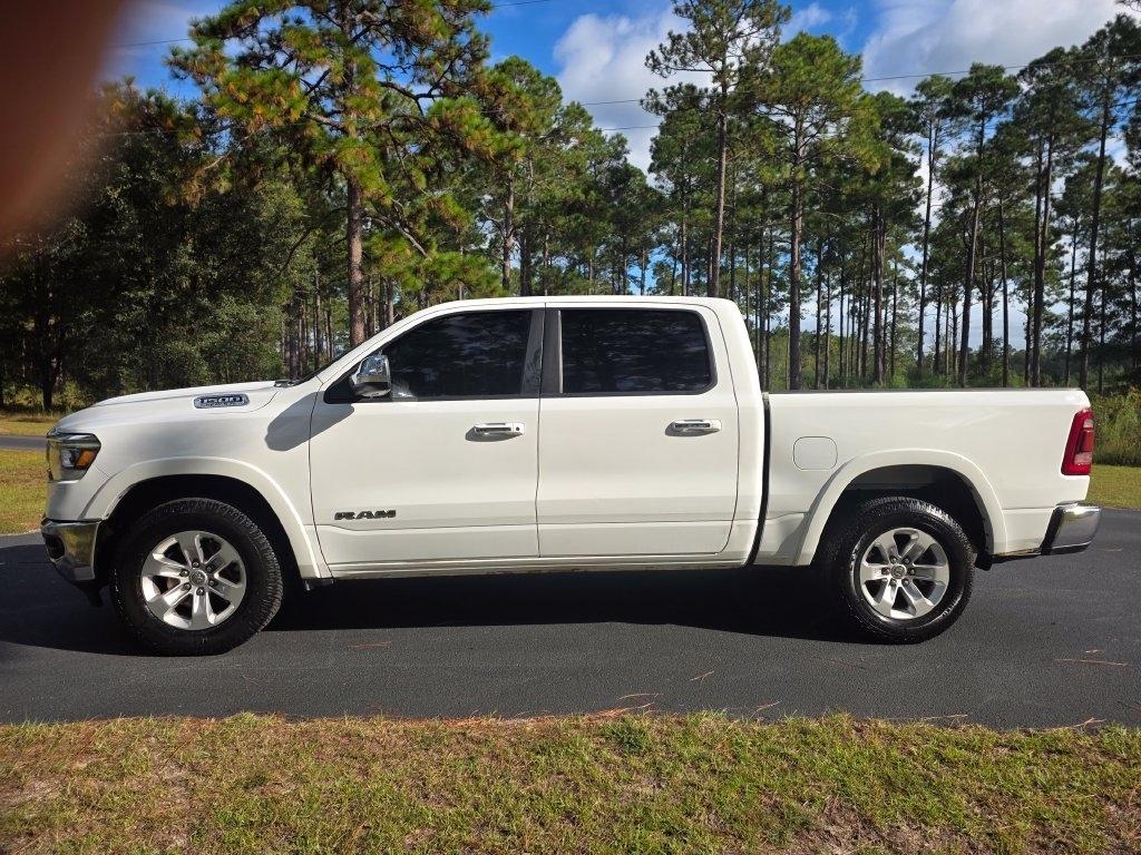 RAM 1500 Laramie 4x4 Crew Cab 5'7" Box 2022