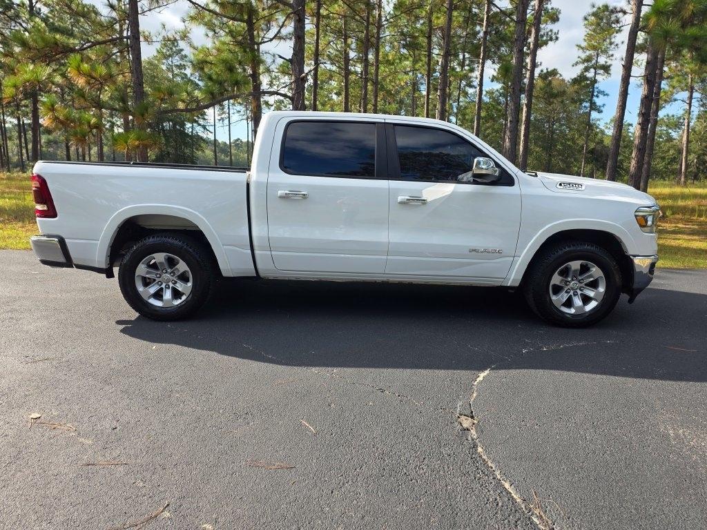 RAM 1500 Laramie 4x4 Crew Cab 5'7" Box 2022